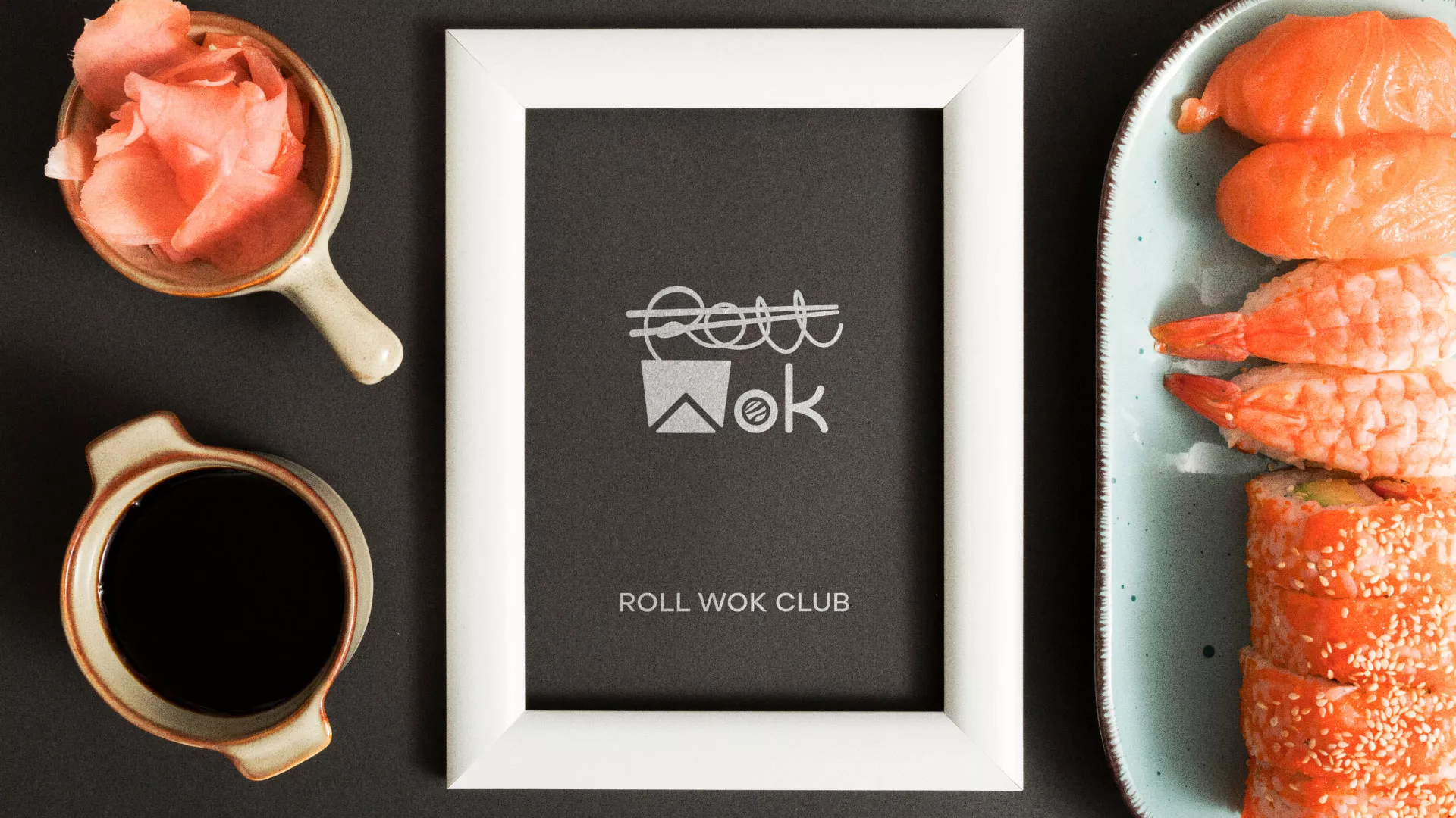 Разработка логотипа суши-бара «Roll Wok Club» в Камызяке